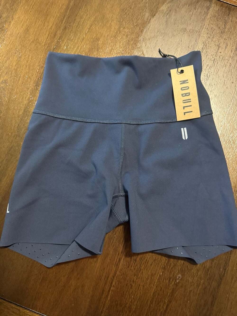 NOBULL 4 Short Size XS Night Navy High-Rise Drive Short